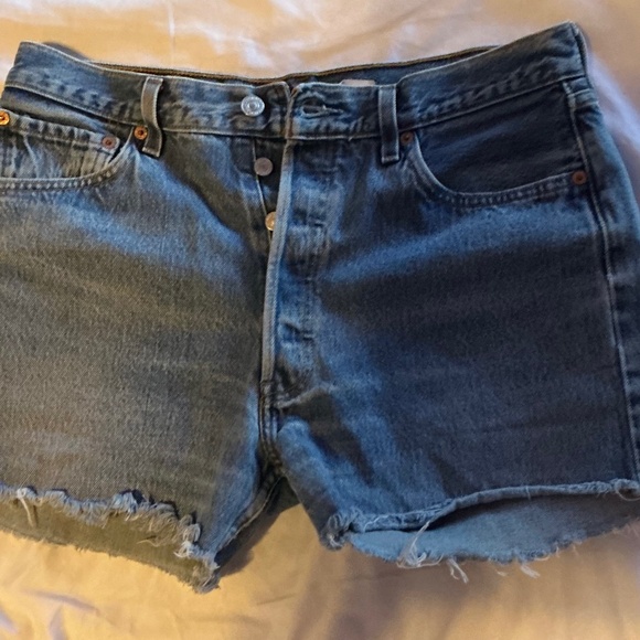 Levi’s 501 Button-Fly Jean Cut-Offs - Picture 1 of 4